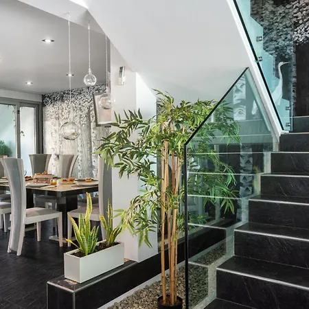 Βίλα Host Wise - Luxurious House With Private Salt Pool *