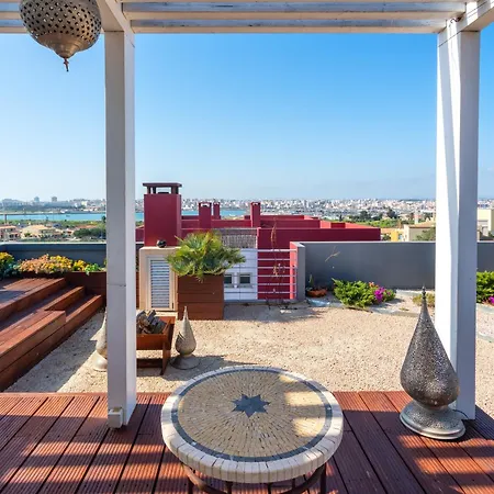Host Wise - Luxurious House With Private Salt Pool * Ferragudo (Faro)